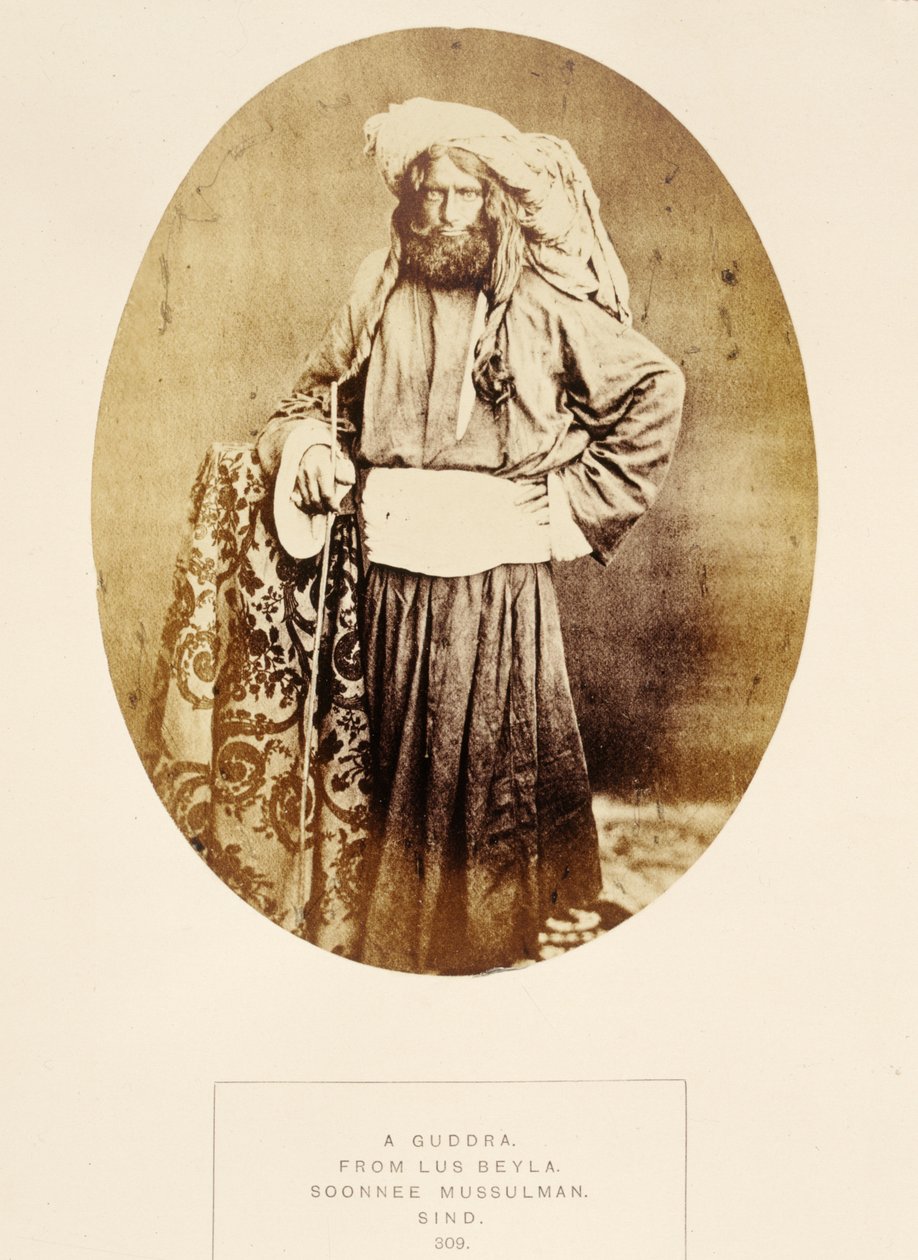 Un Guddra, da Lus Beyla, Soonnee Mussulmano, Sind, da The People of India, di J. Forbes Watson, pubblicato 1868 (albumen print) da English Photographer