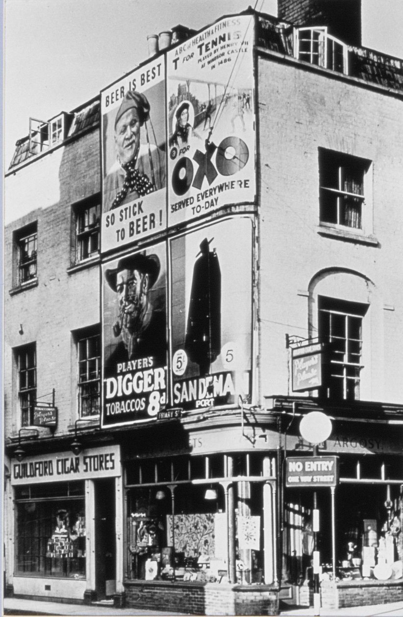 Cartelloni pubblicitari a Guildford da English Photographer