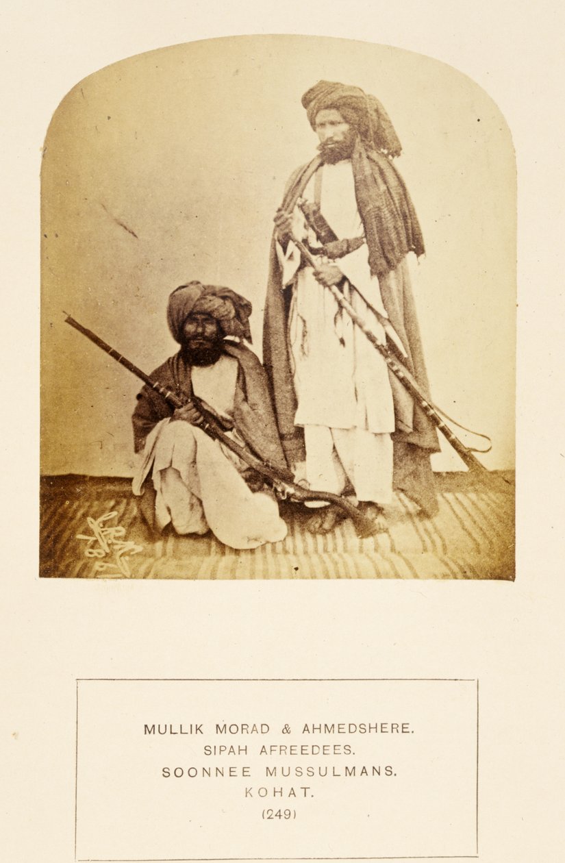 Mullik Morad e Ahmedshere, Sipah Afreedees, Soonnee Musulmani, Kohat, da The People of India, di J. Forbes Watson, pubblicato nel 1868 da English Photographer