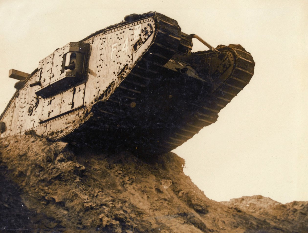 Carro armato da English Photographer