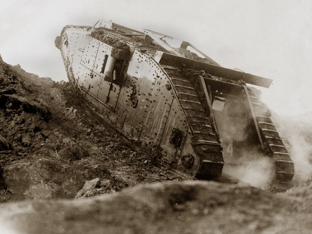 Carro armato in azione da English Photographer