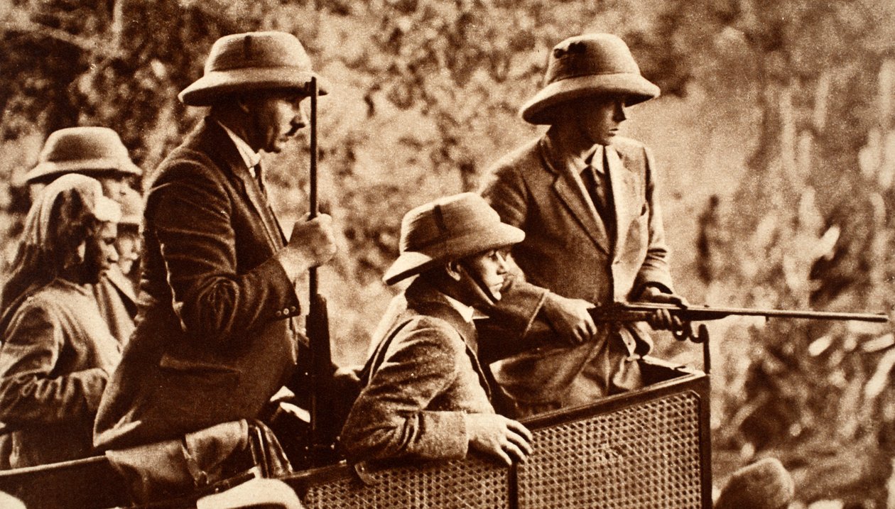 Il tour in India - Re Edoardo VIII a caccia di tigri in Nepal, 1921 da English Photographer