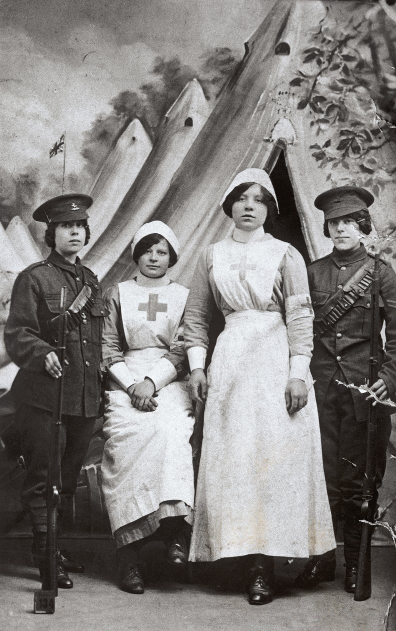 Donne in guerra, 1914-18 da English Photographer