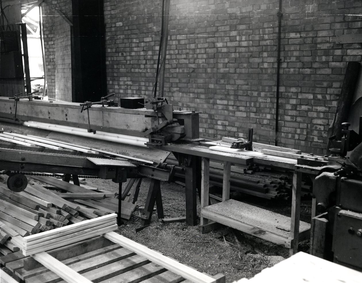 Lavorazione del legno, c.1960 da English Photographer