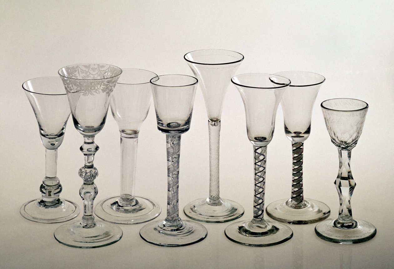 Collezione di bicchieri da vino da English School