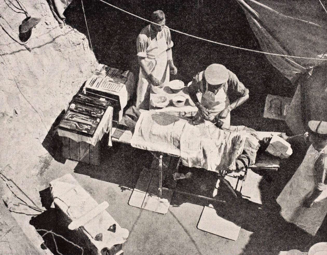 Chirurgia da campo sulla penisola di Gallipoli, Turchia, 1915, da 