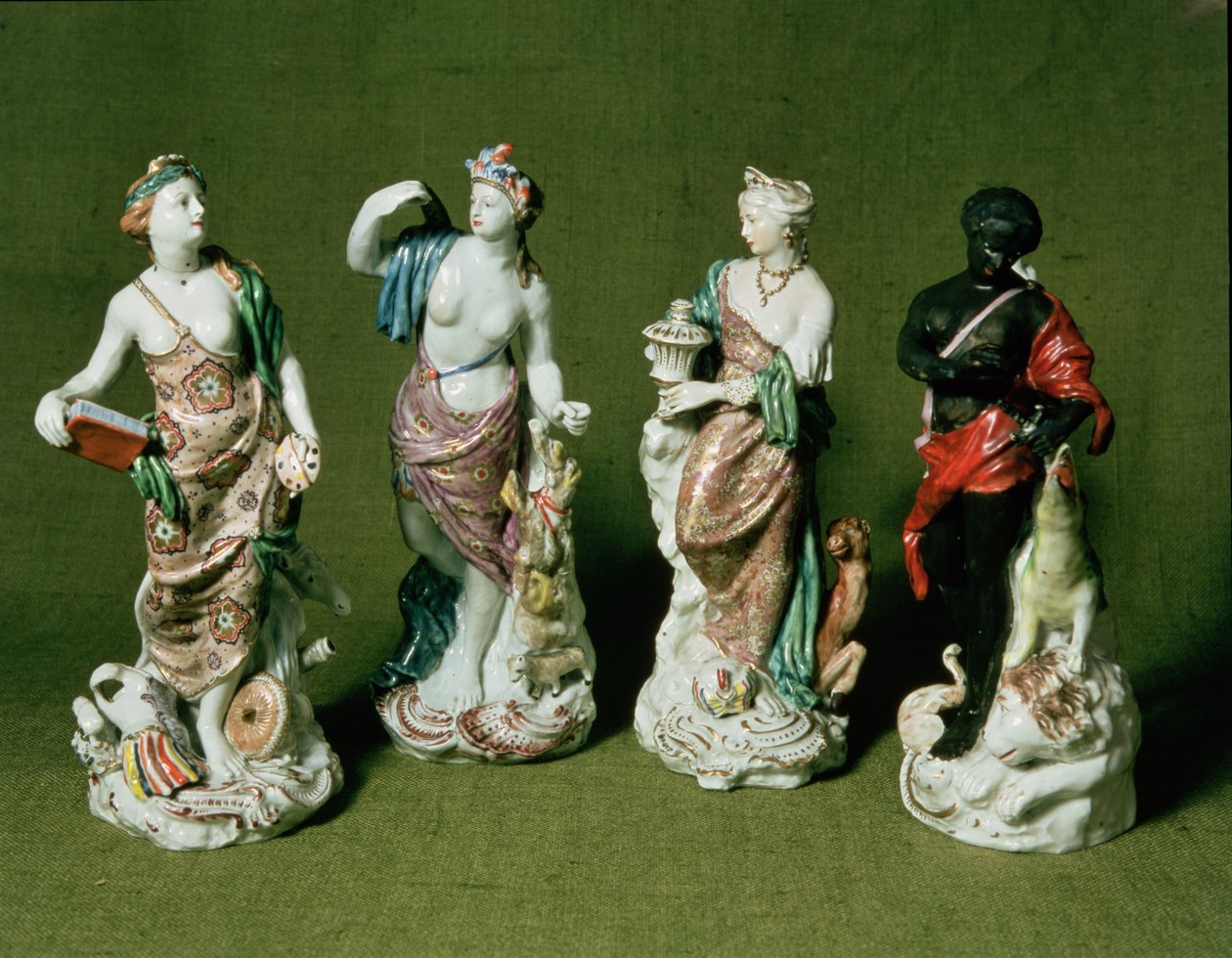 Figure in porcellana di Plymouth dei Quattro Continenti prodotte sotto William Cookworthy da stampi di Longton Hall, c.1770 da English School