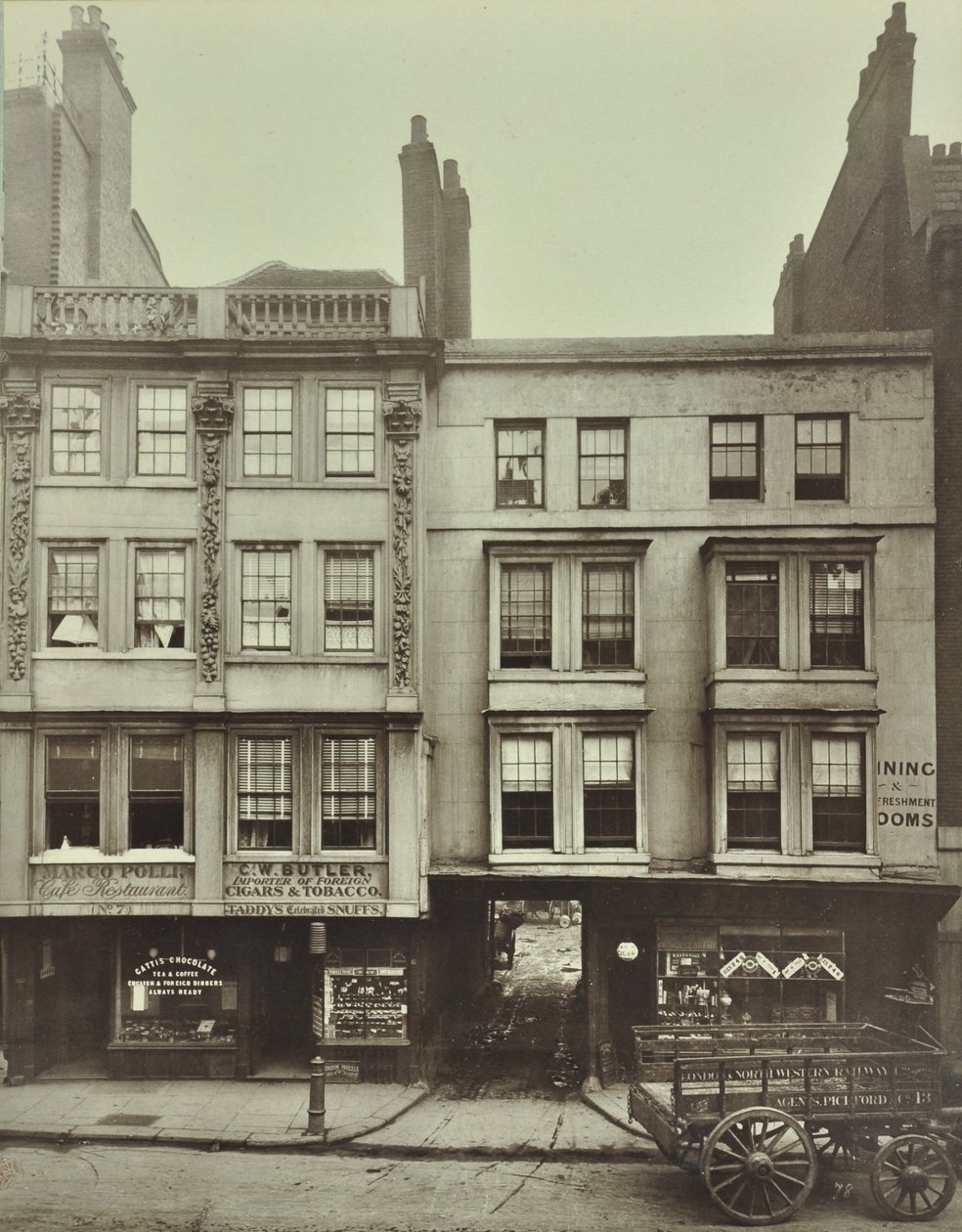 5-7 Aldgate, Londra, 1883 da English Photographer