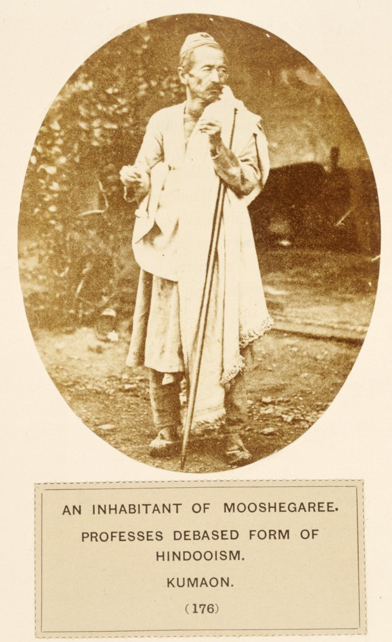 Un abitante di Mooshegaree, professa una forma degradata di Hindooismo, Kumaon, da The People of India, di J. Forbes Watson, pubblicato nel 1868 da English Photographer