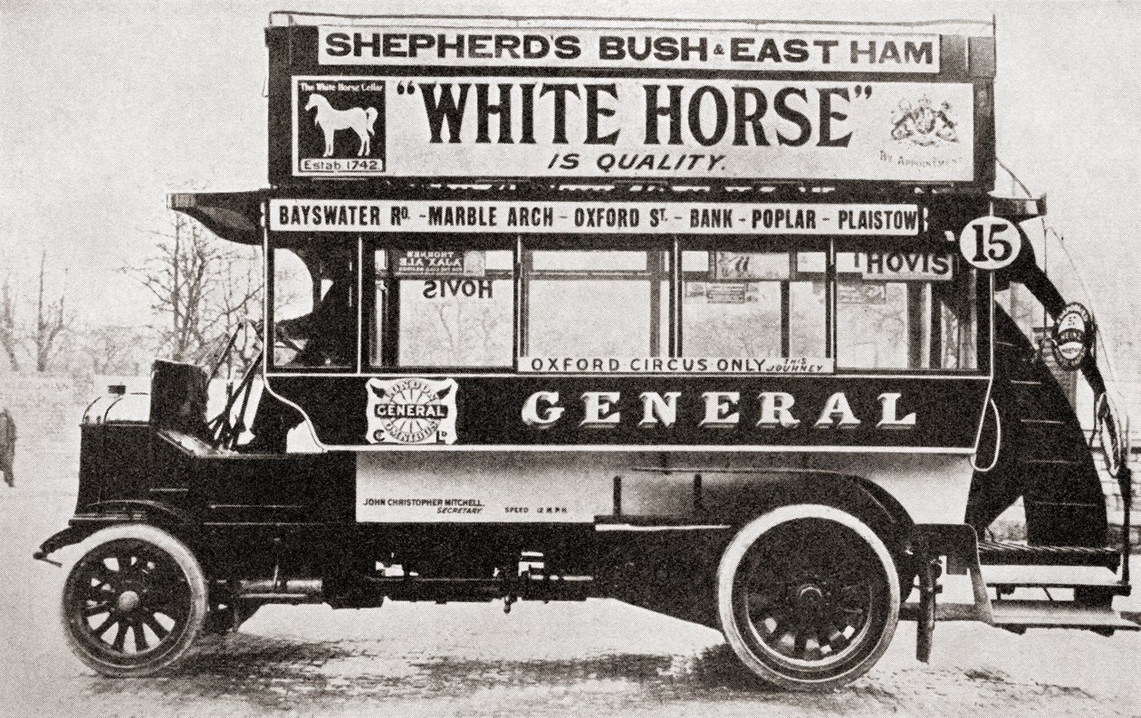Un omnibus, c.1910, da La Storia di Venticinque Anni, pubblicato nel 1935 da English Photographer