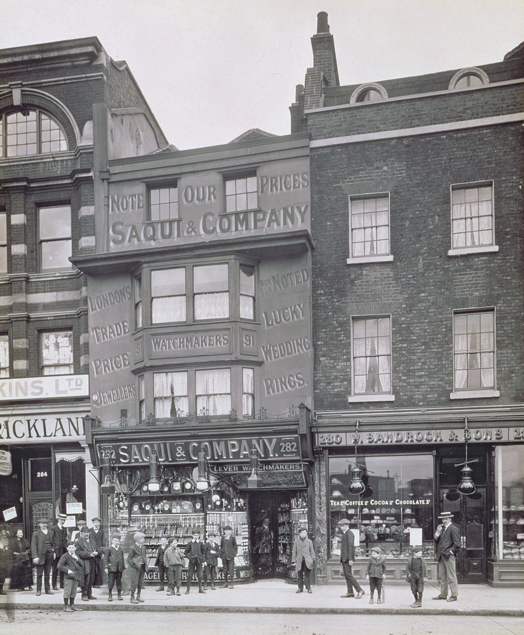 Bishopsgate, da Historic London Buildings di Alfred e John Bool (f.1850-1900) e Henry Dixon (1820-92) da English Photographer