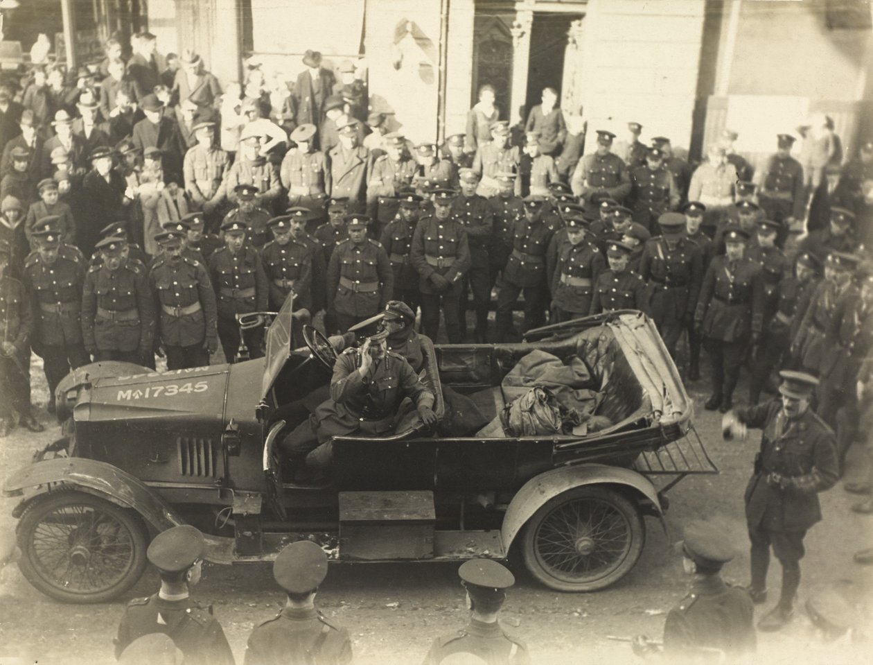 Da un album di 134 fotografie associate alla Prima Guerra Mondiale, Fronte Occidentale, 1914-18 da English Photographer