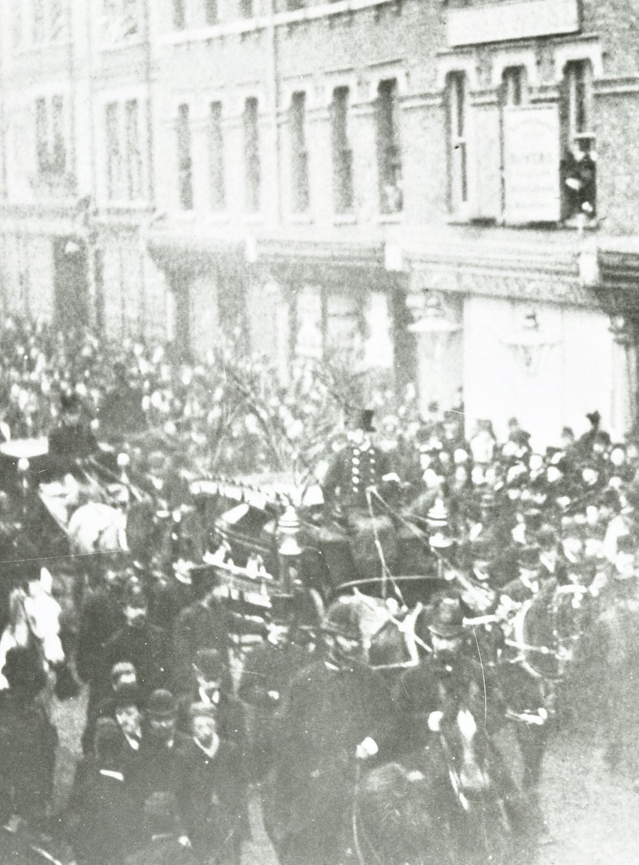 Processione funebre di Charles Haddon Spurgeon, West Norwood, Londra, 1892 da English Photographer