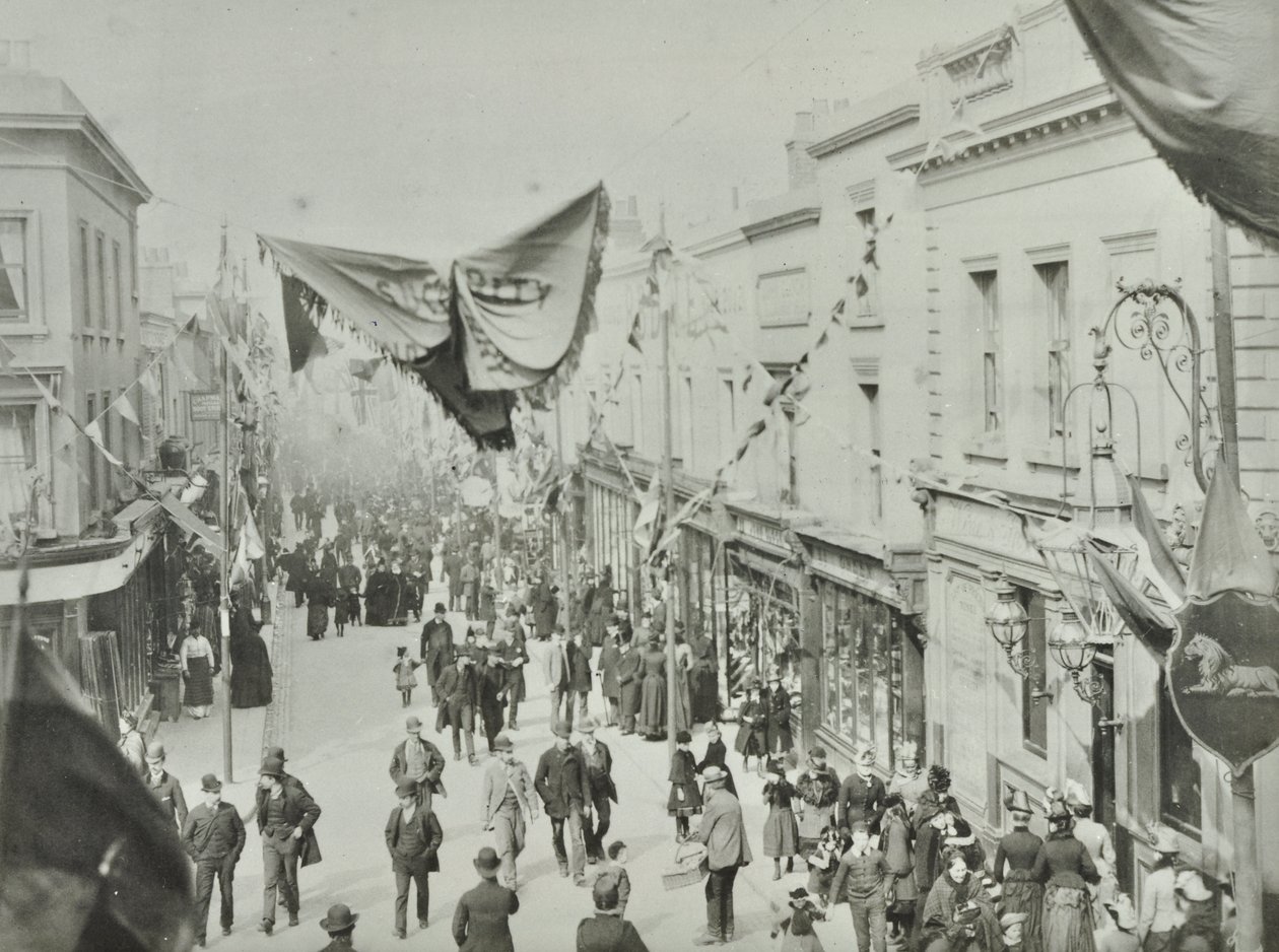 Hare Street: inaugurazione del traghetto di Woolwich, 1889 da English Photographer