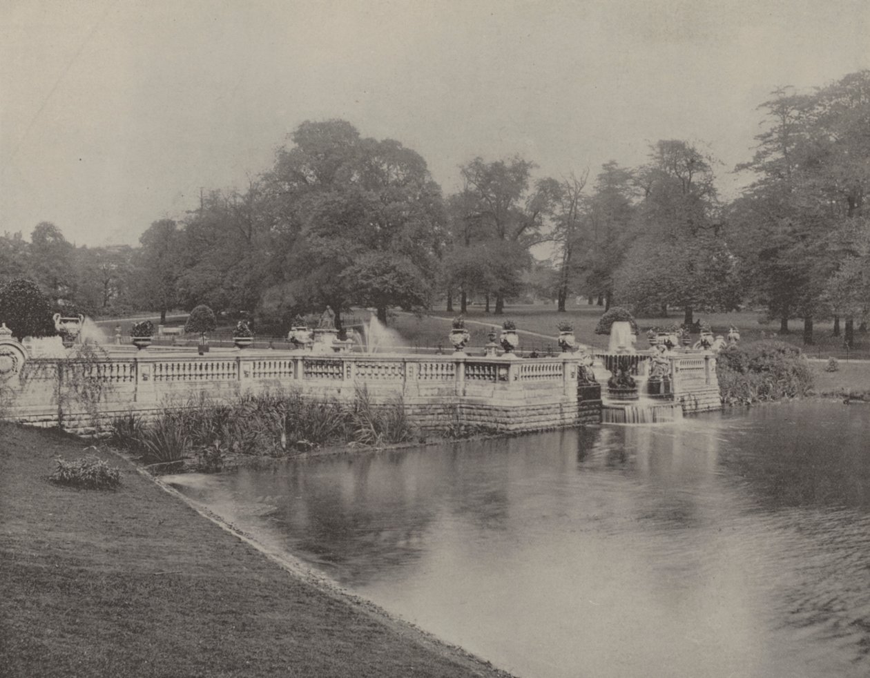 Giardini di Kensington (foto b/n) da English Photographer