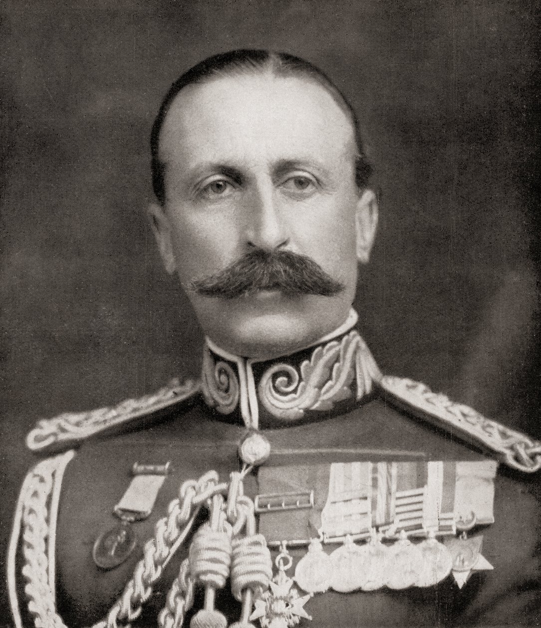 Tenente Generale Sir Edwin Alfred Hervey Alderson, da The Illustrated War News, 1915 da English Photographer