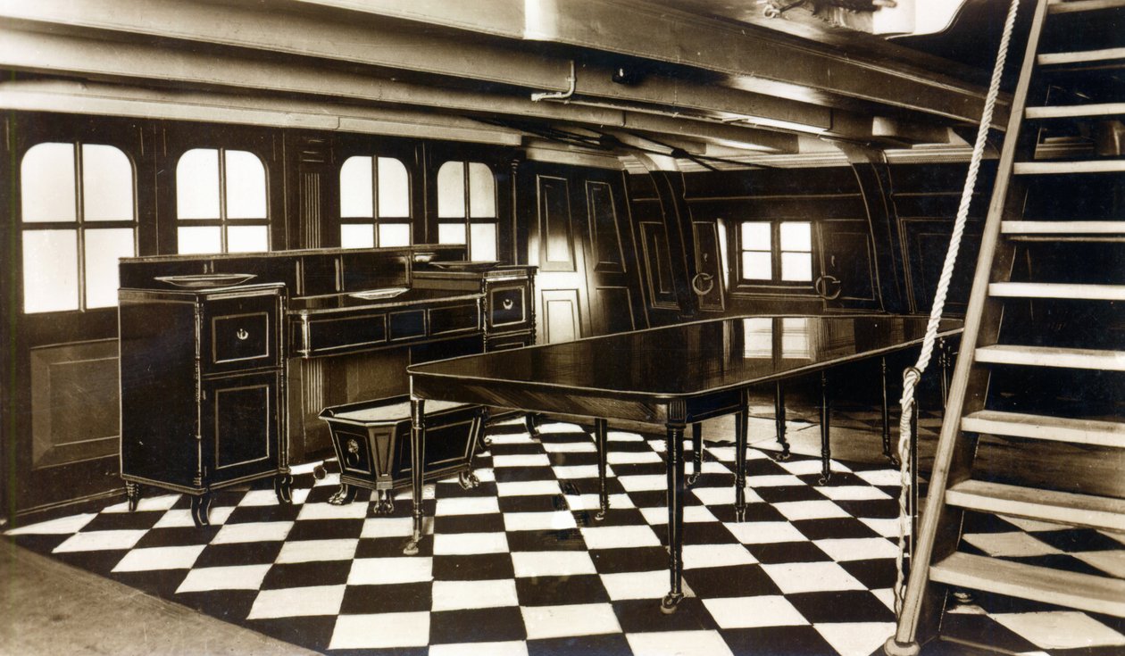 Sala da pranzo di Nelson a bordo della HMS Victory da English Photographer