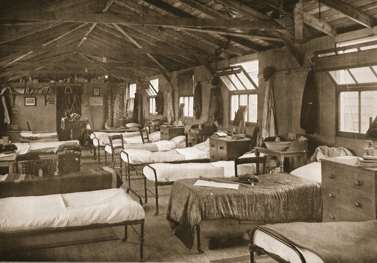 Una delle camere da letto, Donington Hall, illustrazione da Prigionieri tedeschi in Gran Bretagna da English Photographer