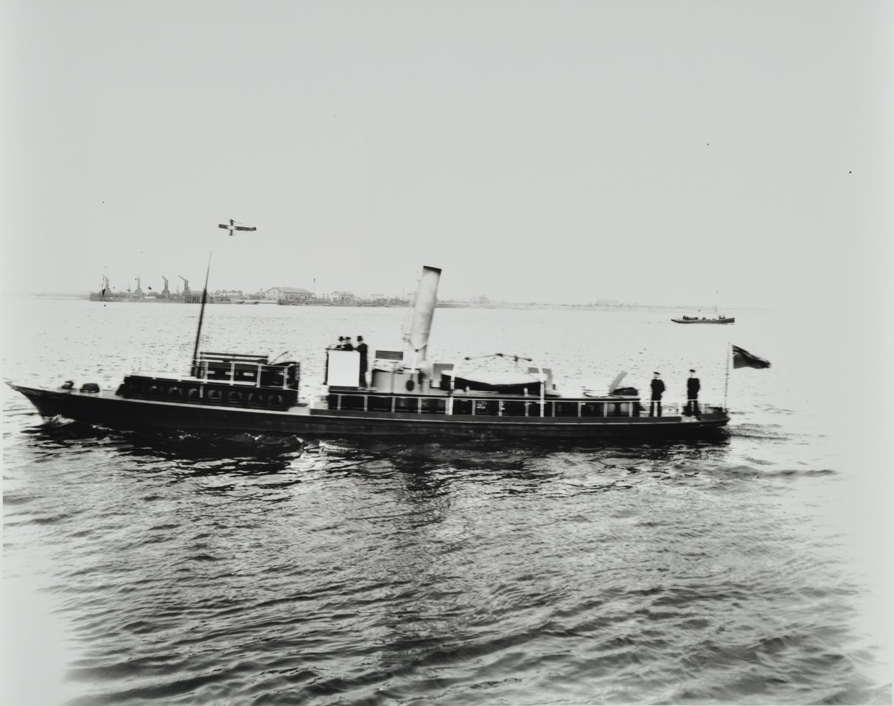 S.S. Beatrice, una nave sul Tamigi, 1898 da English Photographer