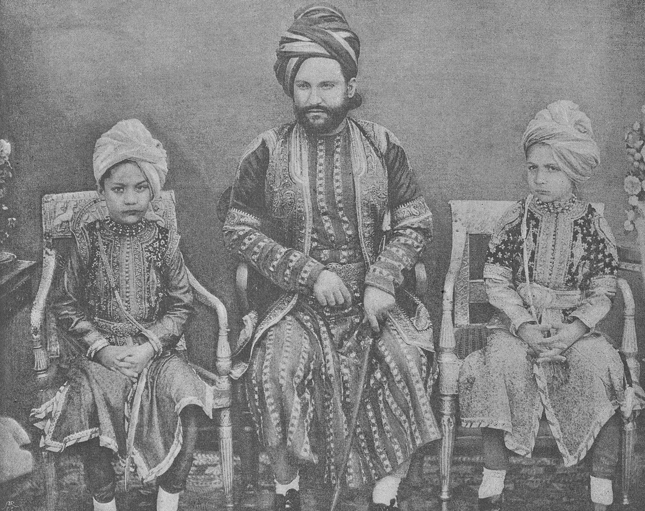 Genero e nipoti del Sultano Shah Jahan, Begum di Bhopal da English Photographer