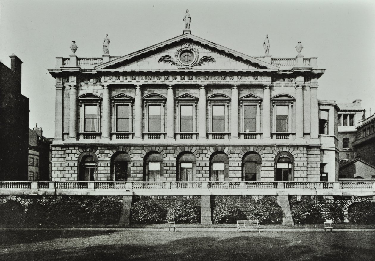 Spencer House, Saint Jamess Place, 1895 da English Photographer