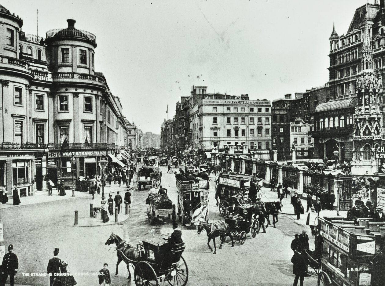 The Strand e Charing Cross, 1897 da English Photographer