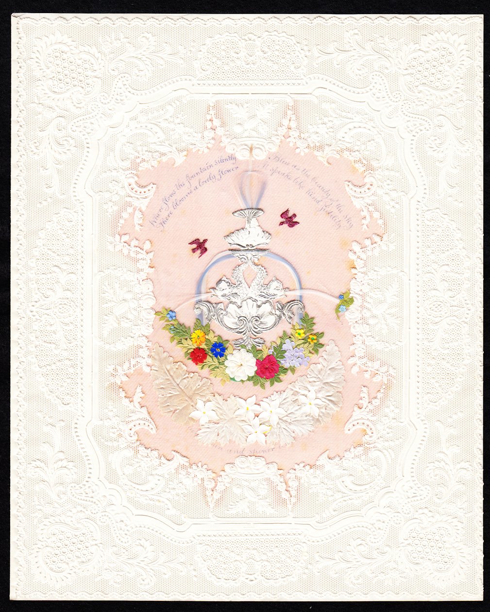 Biglietto di San Valentino vittoriano in pizzo di carta raffigurante una fontana con fiori, 1870 circa (litografia a colori) da English School