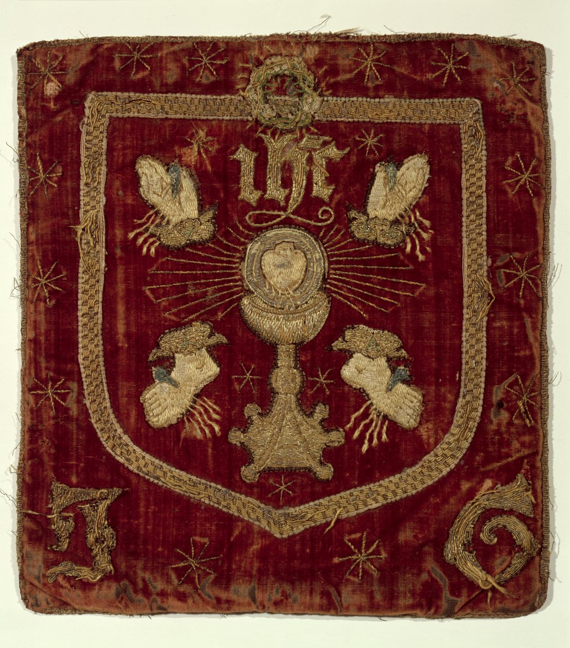 Distintivo delle Cinque Piaghe di Cristo da English School