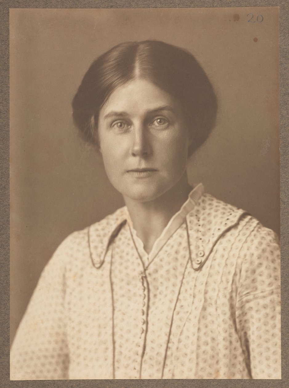Harriet Weaver, ottobre 1916 da English School