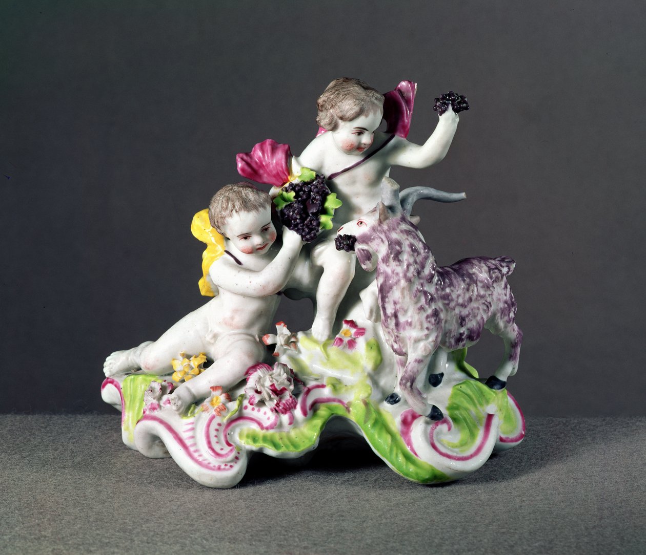 Gruppo di Longton Hall, due putti con capra, c.1755 da English School