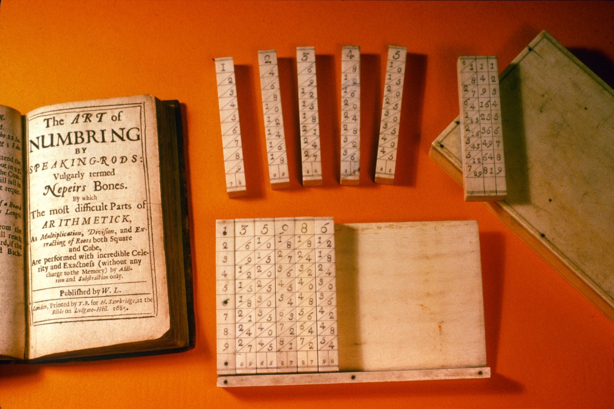 Set originale delle ossa di Napier con custodia e pubblicazione contemporanea, 1685 da English School