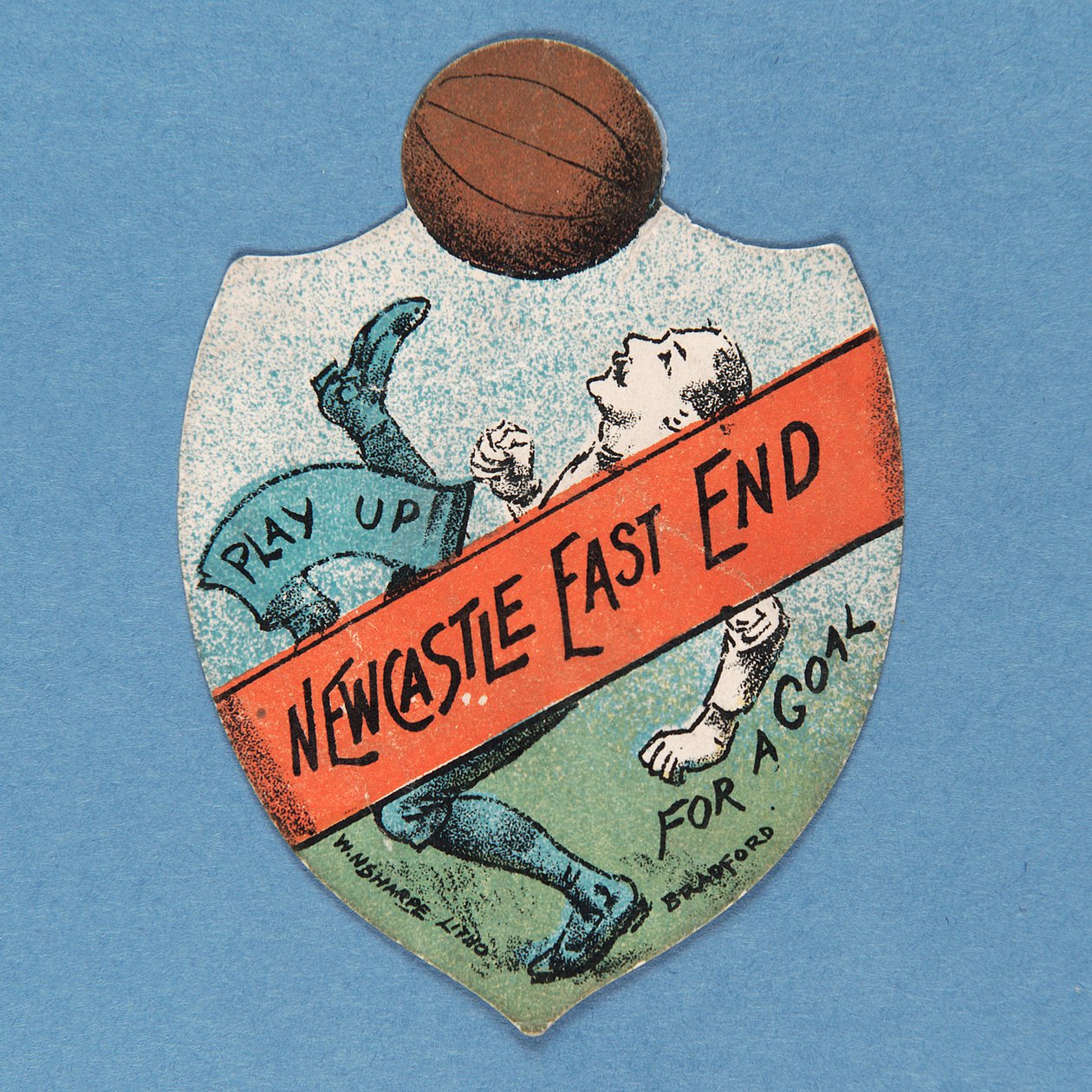 Gioca su Newcastle East End per un gol, carta Baines a forma di scudo, 1880-89 da English School