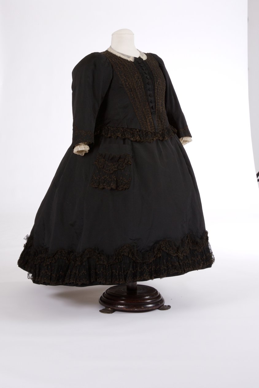 Abito della regina Vittoria, anni 1890 da English School