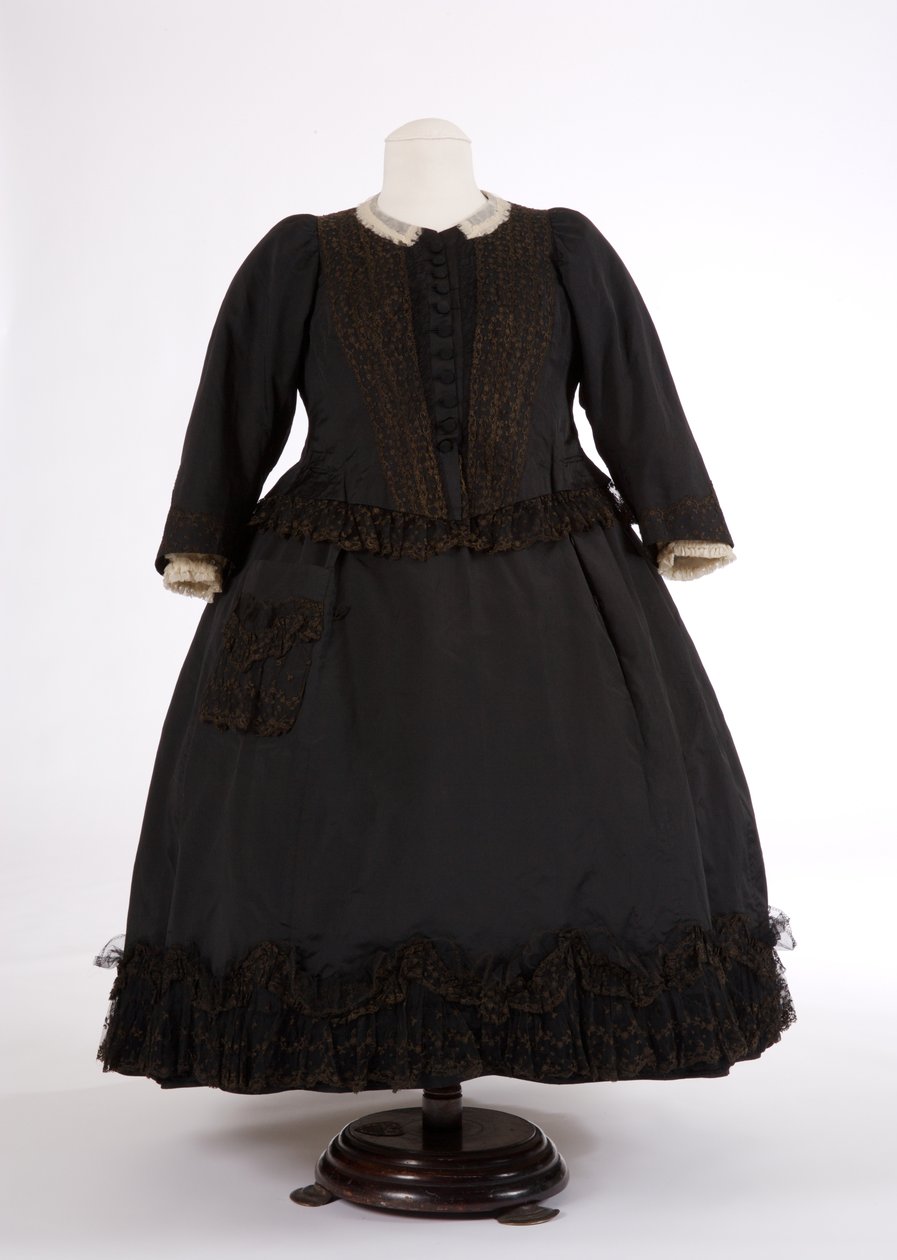 Abito della regina Vittoria, anni 1890 da English School