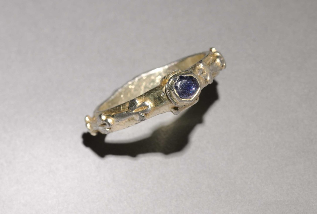 Anello da English School