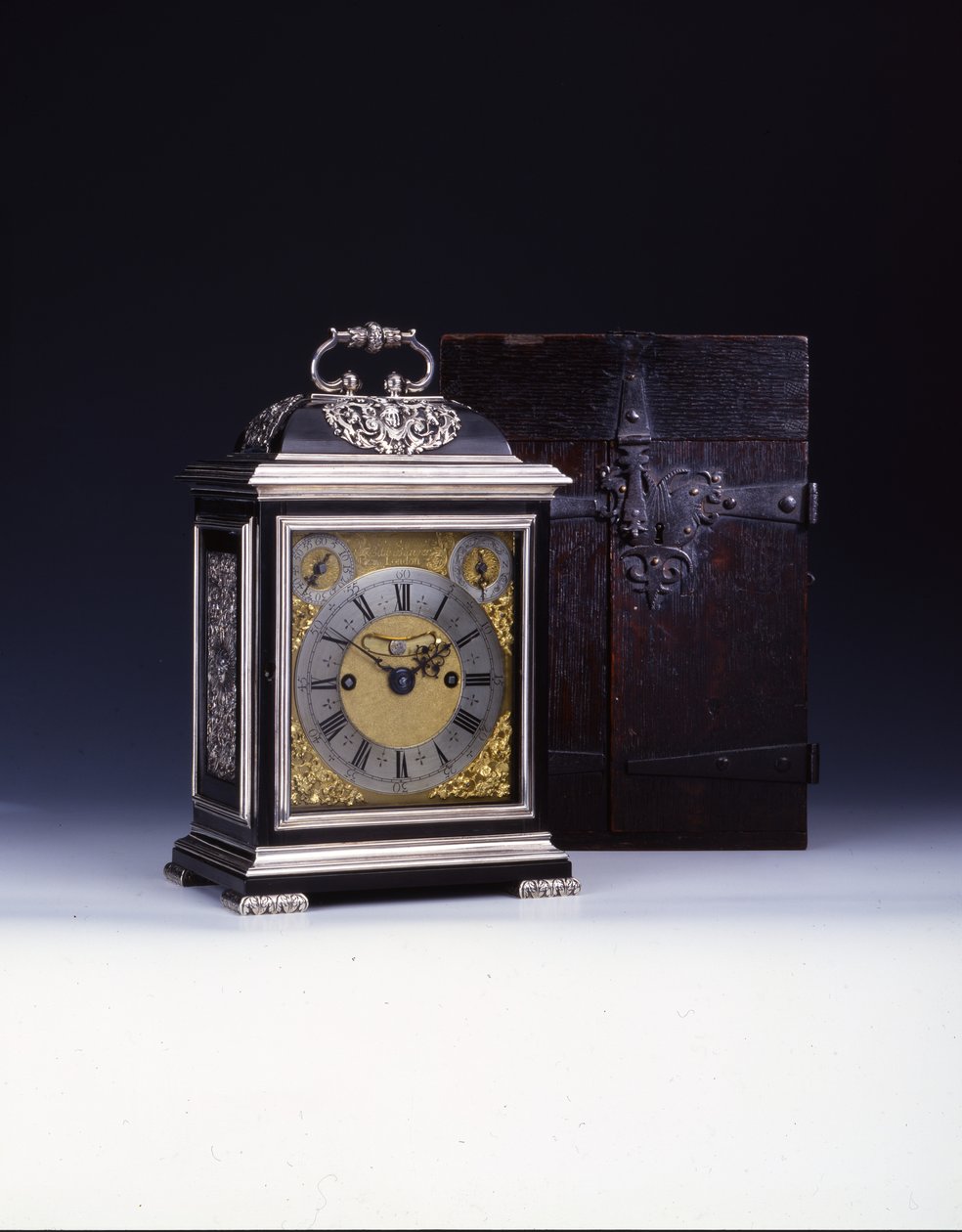 Il Barnard Tompion, Tompion e Banger, Londra, No. 460, orologio a staffa, c.1708 da English School