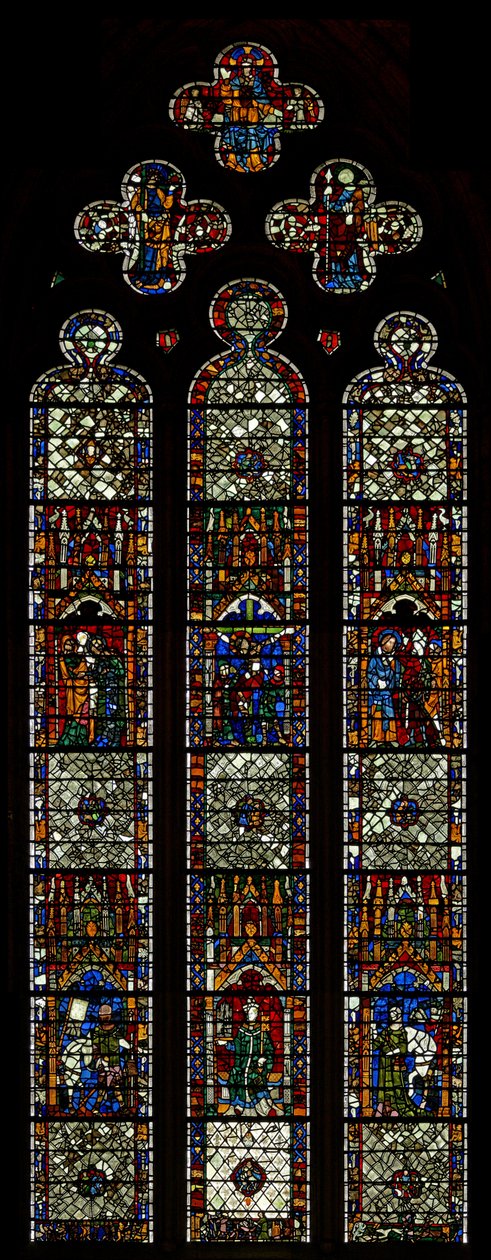 Finestra w40 raffigurante San Pietro e finestra del pellegrino da English School