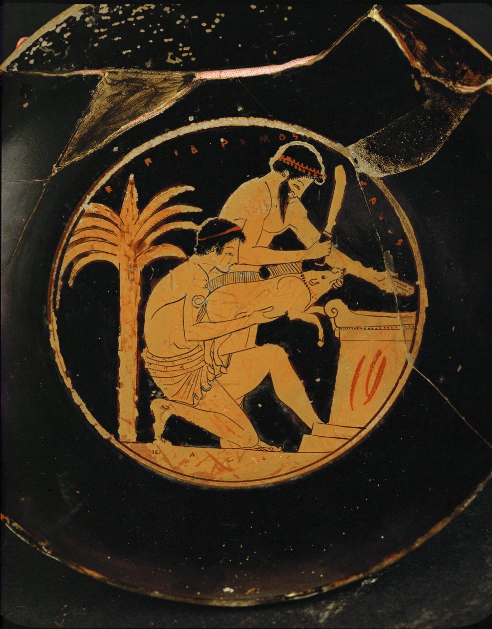 Sacrificio di un maiale con iscrizione: " Epidromos è bella " ... da Epidromos Painter