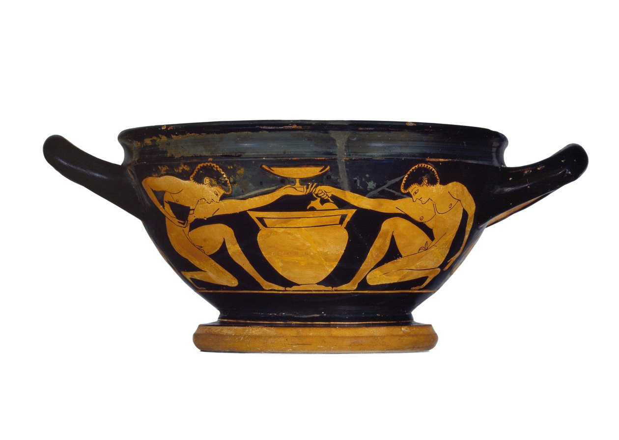 Coppa-skyphos attica a figure rosse, decorata con due giovani nudi inginocchiati accanto a un cratere a colonna, c.520-500 a.C. da Epiktetos