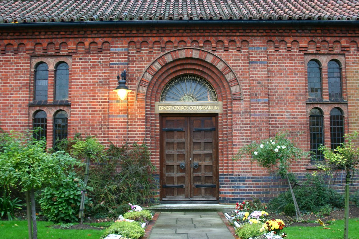 Esterno del Columbarium, completato nel 1911 da Ernest George