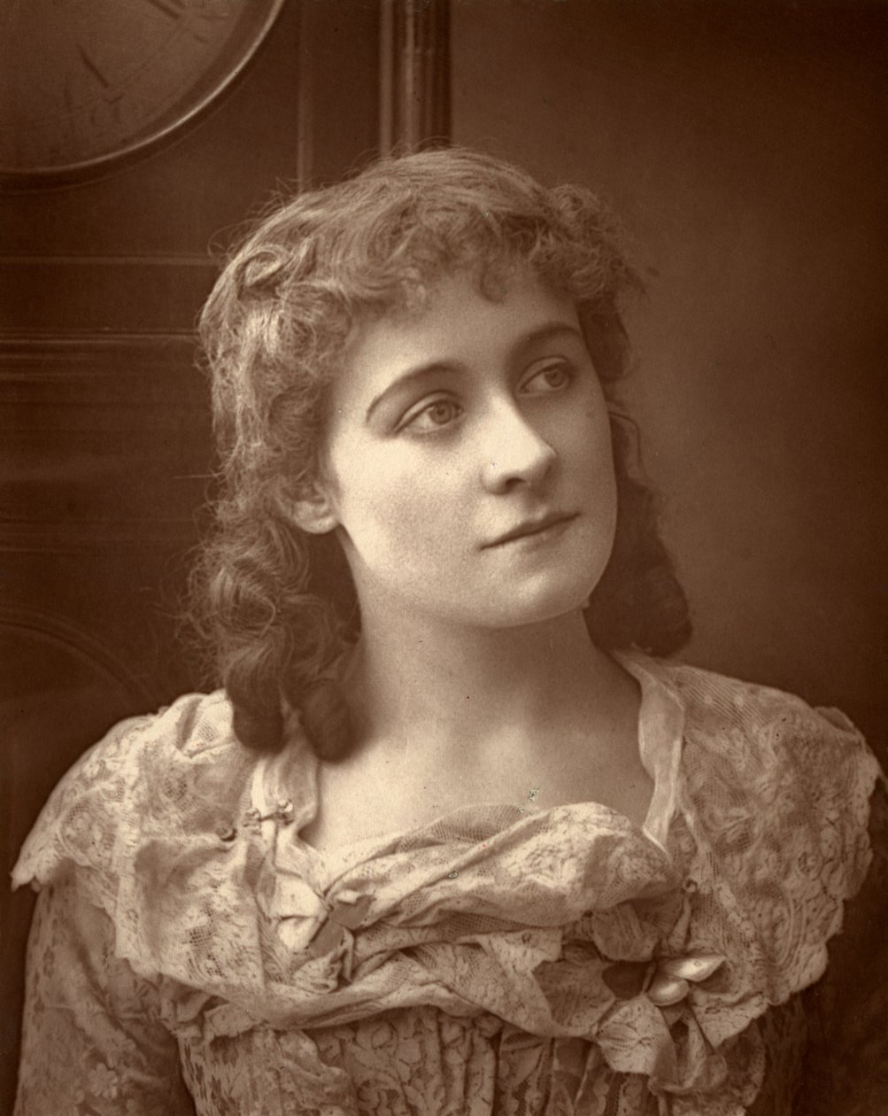 Kate Rorke, attrice britannica, in Sophia, 1887 da Ernest Barraud