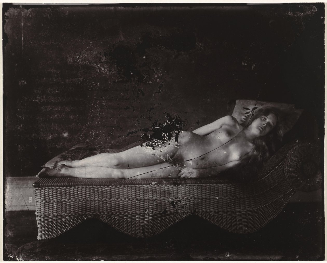 Nudo femminile su una chaise longue da Ernest James Bellocq