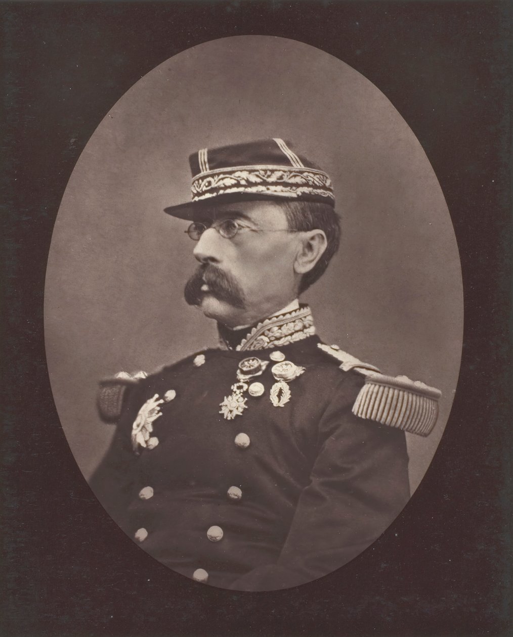 Louis-Léon-César Faidherbe, c. 1876 da Etienne Carjat