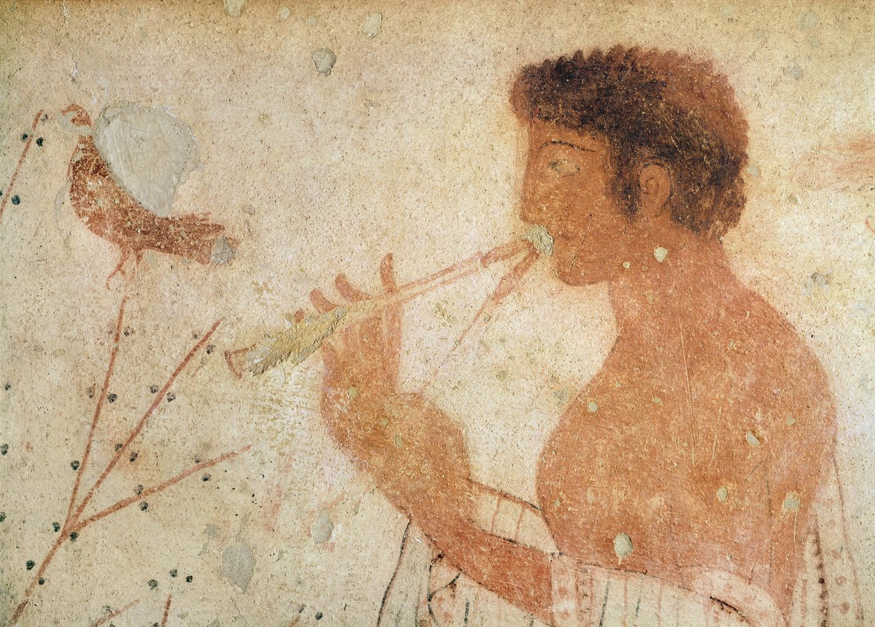 (dettaglio) Musicista che suona un doppio flauto, dalla tomba del triclinio, c.470 a.C. da Etruscan