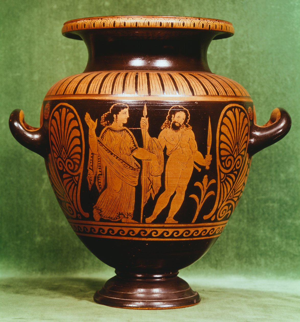 Stamnos, ceramica a figure rosse da Vulci (Lazio). Civiltà etrusca, IV secolo a.C. da Etruscan