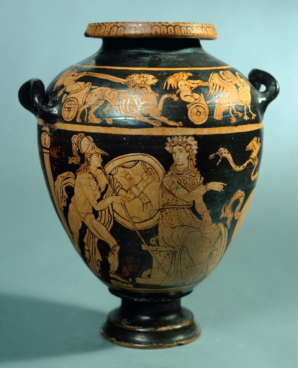 Stamnos, ceramica a figure rosse da Vulci (Lazio). Civiltà etrusca, IV secolo a.C. da Etruscan