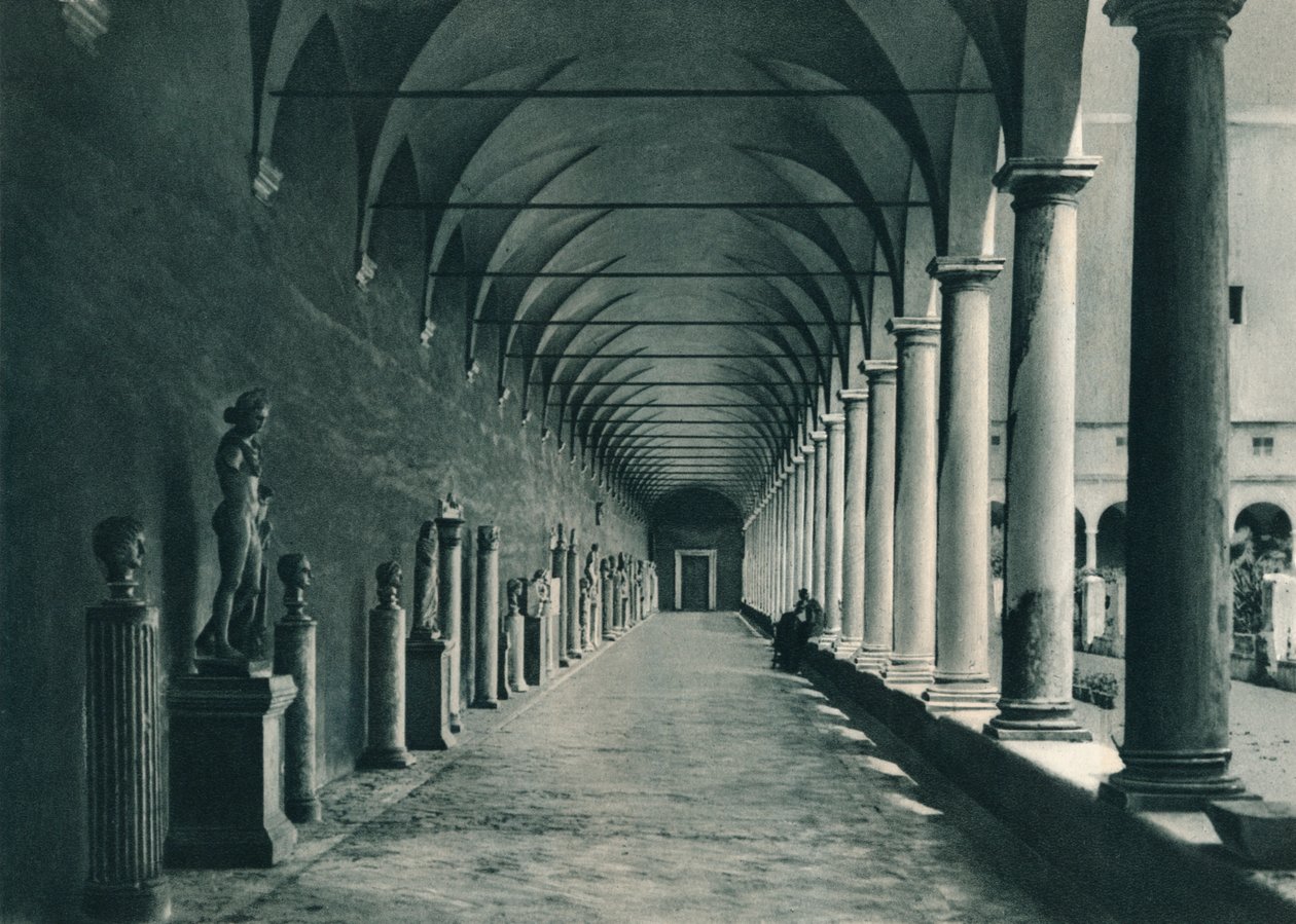 Chiostri nel museo delle Terme di Diocleziano, Roma, Italia da Eugen Poppel