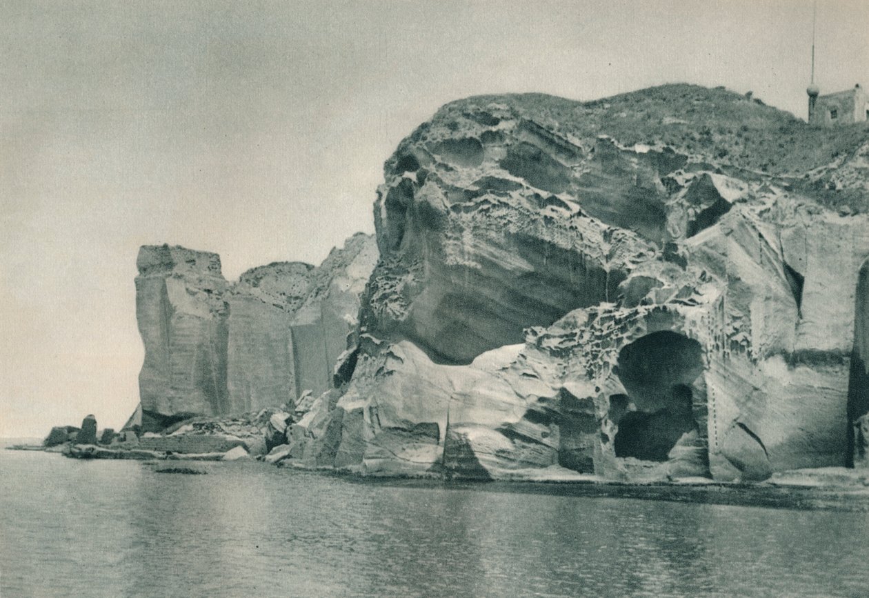 Ingresso a una sorgente di zolfo, Ischia, Italia, 1927 da Eugen Poppel