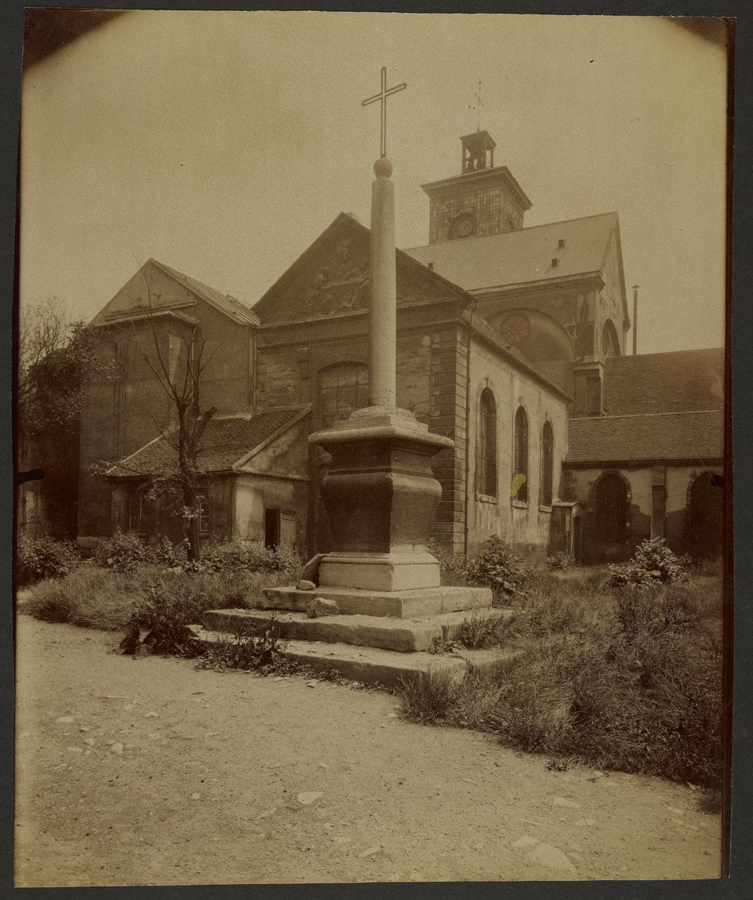 Antico cimitero Sainte-Marguerite, Rue Saint-Bernard da Eugène Atget