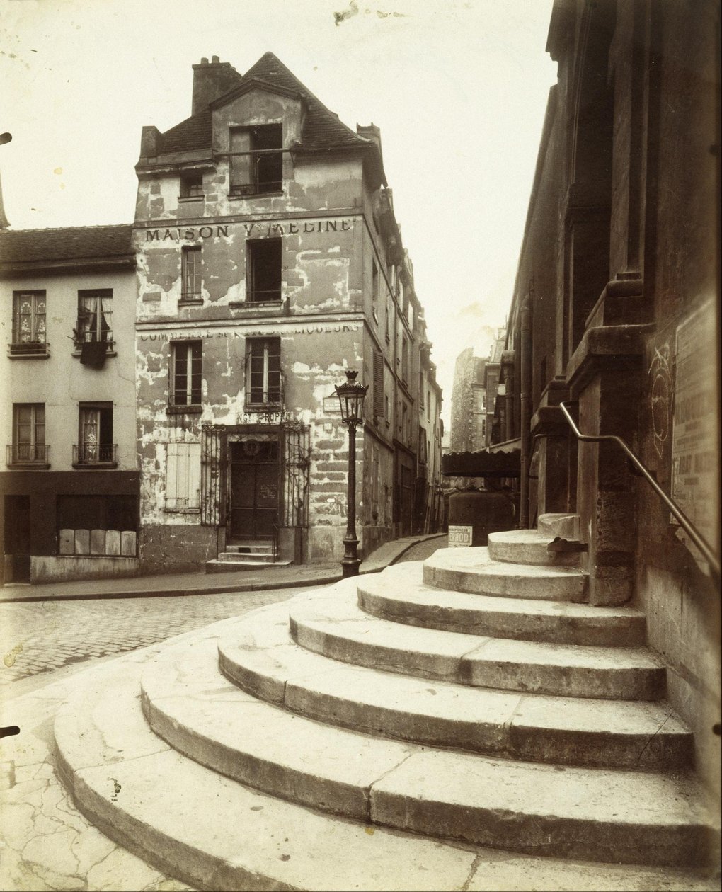 Rue de la Montagne-Sainte-Geneviève da Eugène Atget